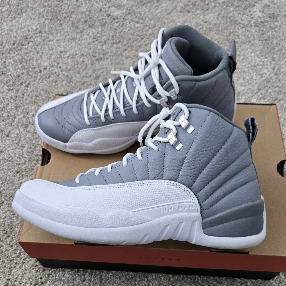 Jordan 12 Retro